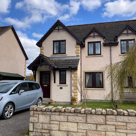 Sunbury Aviemore Luaran gambar