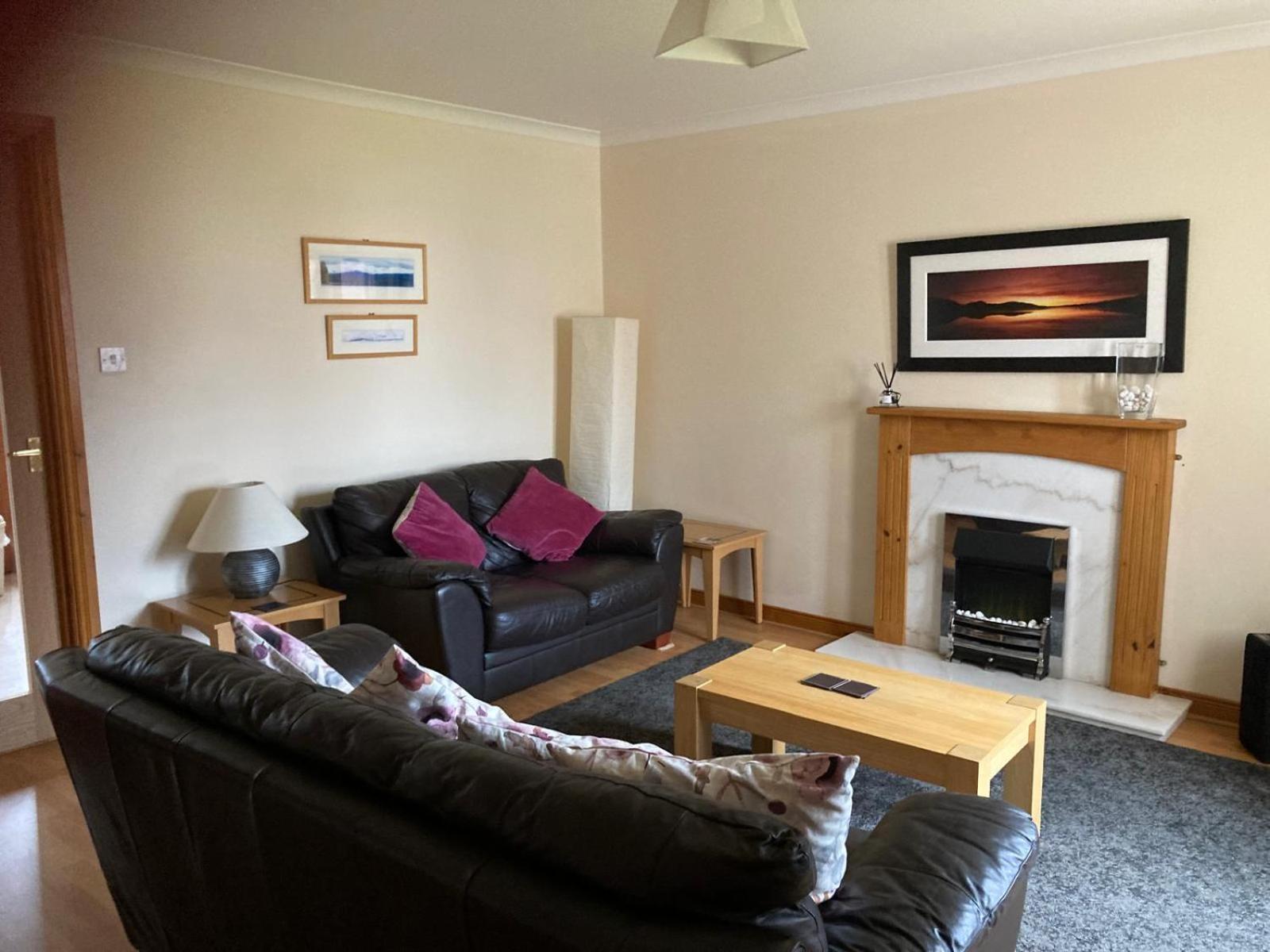 Sunbury Aviemore Luaran gambar